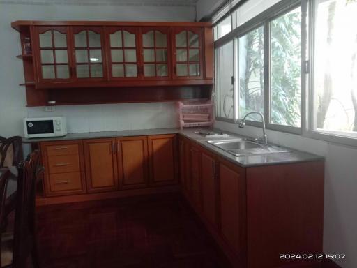 2 bed Condo in Hydon Apartment Khlongtoei Sub District C020854