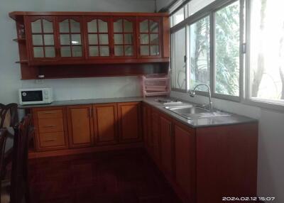 2 bed Condo in Hydon Apartment Khlongtoei Sub District C020854