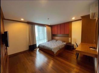 2 bed Condo in The Aree Condominium Phayathai District C018684