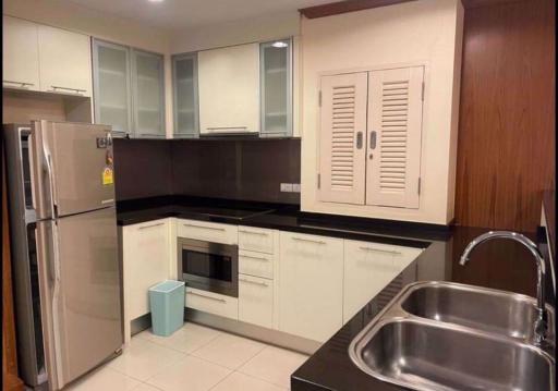 2 bed Condo in The Aree Condominium Phayathai District C018684