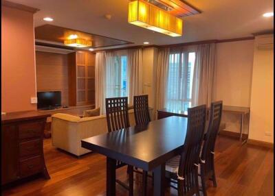 2 bed Condo in The Aree Condominium Phayathai District C018684