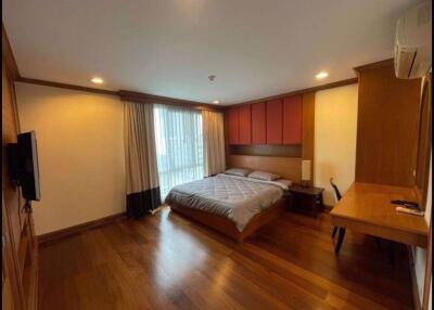 2 bed Condo in The Aree Condominium Phayathai District C018684