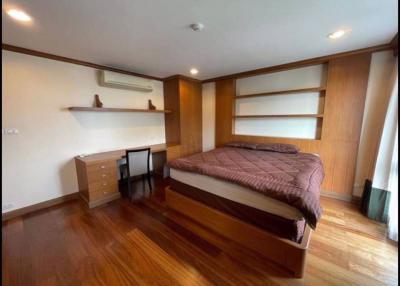 2 bed Condo in The Aree Condominium Phayathai District C018684