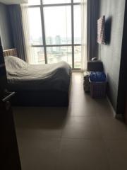 2 bedroom condo for sale with tenant at The River