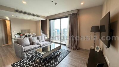 1-Bedroom DUPLEX condo on very high floor - Thong Lo (Sukhumvit 55)