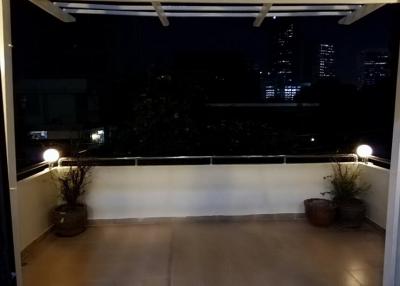 5 Bed Townhouse For Rent in Phrom Phong BR8707TH