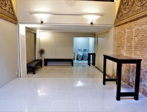 3 Bedroom Townhouse For Sale in Phrom Phong