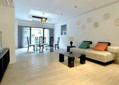 4 Bedroom Townhouse For Rent in Phrom Phong