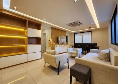 The Prestige 49  Renovated 3 Bedroom Townhouse For Rent in Sukhumvit 49
