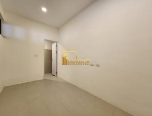 The Pillar  2 Bedroom Townhouse For Sale in Phra Khanong