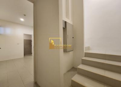 The Pillar  2 Bedroom Townhouse in Phra Khanong