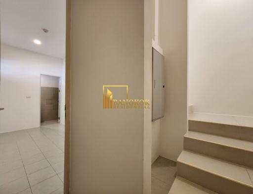 The Pillar  2 Bedroom Townhouse in Phra Khanong For Sale