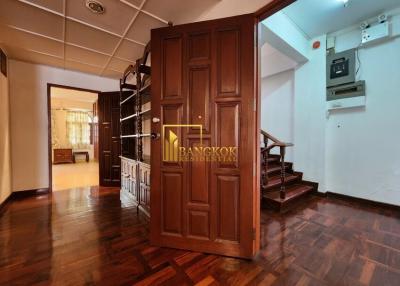 4 Bedroom Townhouse For Rent in Thonglor
