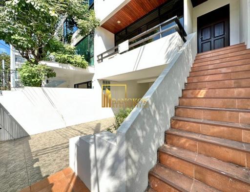 3 Bedroom Townhouse For Rent in Phrom Phong