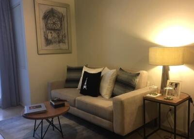 Maestro 02 Ruamrudee  Fully Furnished Two Bedroom and Pet Friendly Condo for Rent in Phloen Chit