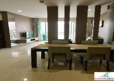 The Prime 11  Large Two Bedroom for Rent with Wonderful City Views near BTS Nana
