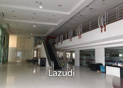 Ramindra 4,062.60 SQM Showroom for rent