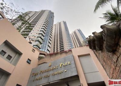 President Park Sukhumvit 24 (Oak Tower)  Three Bedroom with Great City & River Views for Rent in Phrom Phong