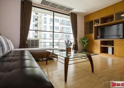 The Regent Royal Place 2  Extra Large One Bedroom Condo for Rent Close to Lumpini Park and BTS Ratchadamri