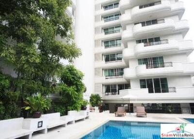 Empire Sawatdi Apartment  Luxurious Two Bedroom in Low Rise Residence, Phrom Phong