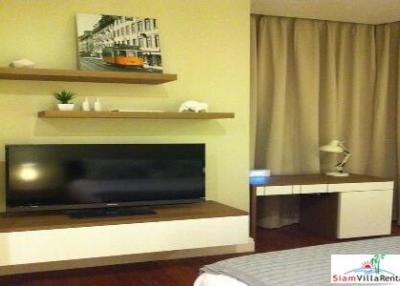 Bright Sukhumvit 24  Two Bedroom Condo for Rent Two Minute Walk to Phrom Pong BTS