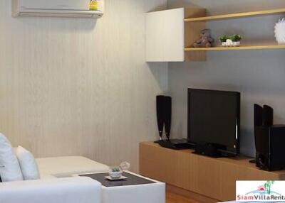 Quad Silom  Luxury Large One Bedroom Condo for Rent in Silom