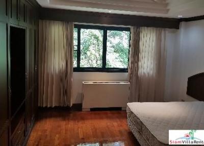 Insaf Court Sukhumvit 13  Extra Large Two Bedroom Condo Conveniently Located Near BTS Nana