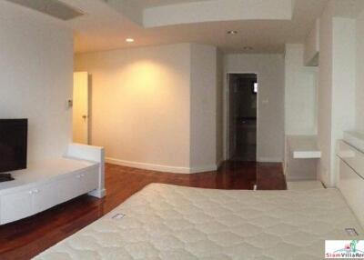 Extra Large Pet Friendly Three Bedroom Condos for Rent in Asok