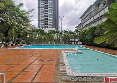 Spacious 3 Bedrooms and 3 Bathrooms Condominium for Rent in Phrom Phong Area of Bangkok