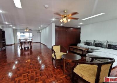 Spacious 3 Bedrooms and 3 Bathrooms Condominium for Rent in Phrom Phong Area of Bangkok