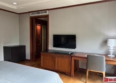 The Bangkok Sukhumvit 43 - 2 Bedrooms and Spacious Living - Prime Location