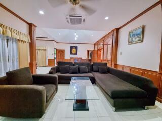 3 Bedrooms House in SP Village 3 East Pattaya H006969