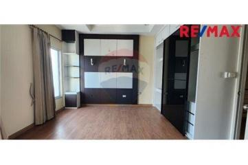 200 Sqm., 3 Beds Townhouse listed for ฿ 5,500,000.