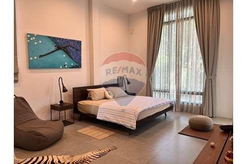 600 Sqm., 3 Beds, 2 Baths House listed for ฿ 16,000,000.
