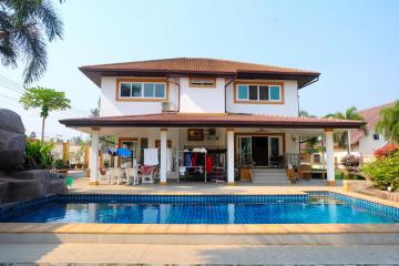 4 bedroom House in Bang Saray