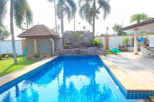 4 bedroom House in Bang Saray