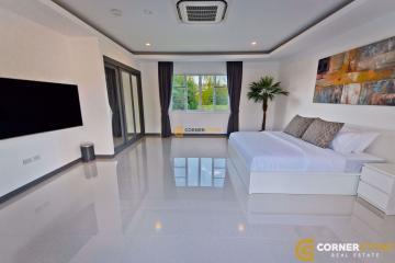 5 bedroom House in The Vineyard 1 East Pattaya