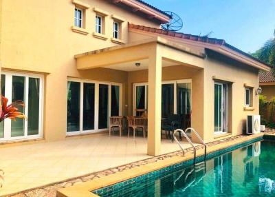 Beautiful 3-bedroom poolvilla for sale and rent
