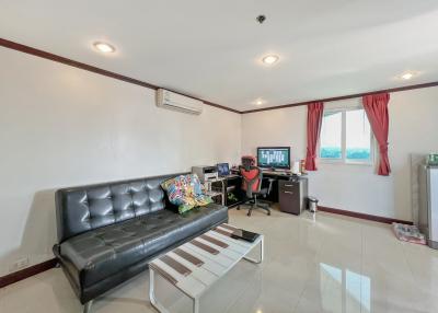 Jomtien Paradise Condominium