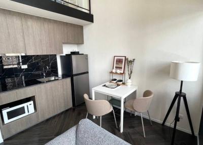 1-BR Condo at Siamese Sukhumvit 48 near BTS On Nut