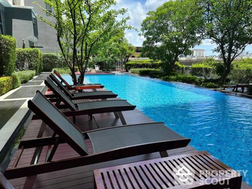 1-BR Condo at Ideo Mobi Sukhumvit 81 near BTS On Nut