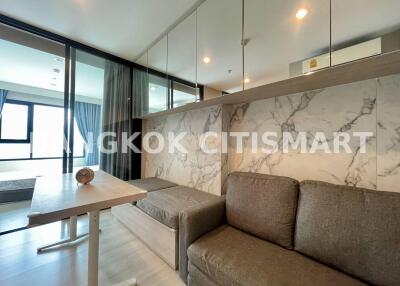 Condo at Life Asoke for rent