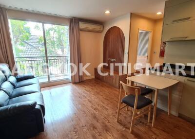 Condo at The Crest Sukhumvit 24 for rent