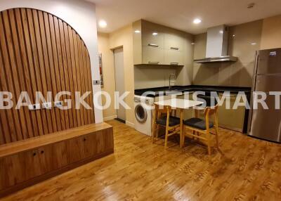 Condo at The Crest Sukhumvit 24 for rent