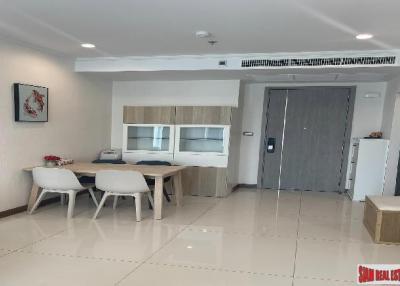 Supalai Oriental  Spacious 2 Bedroom Condo for Rent in Phrom Phong