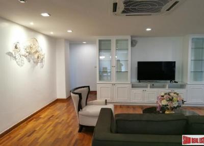 Acadamia Grand Tower  Amazing 3 Bedroom Condo for Rent in Phrom Phong
