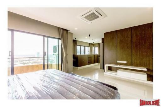 Top View Tower  Breathtaking 270 Degree View from this Two Bedroom Condominium on Sukhumvit 59