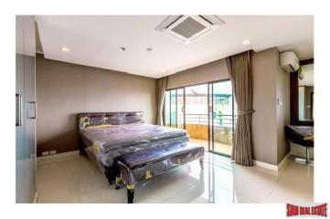 Top View Tower  Breathtaking 270 Degree View from this Two Bedroom Condominium on Sukhumvit 59