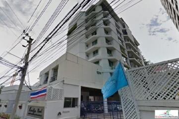 Stylish Two Bedroom Apartments for Rent in Lumphini