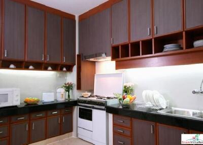 Stylish Two Bedroom Apartments for Rent in Lumphini